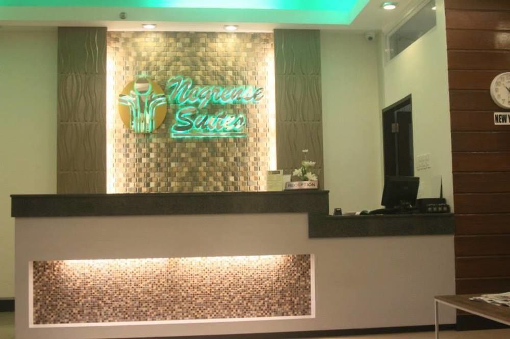 Negrense Suites Bacolod Extérieur photo