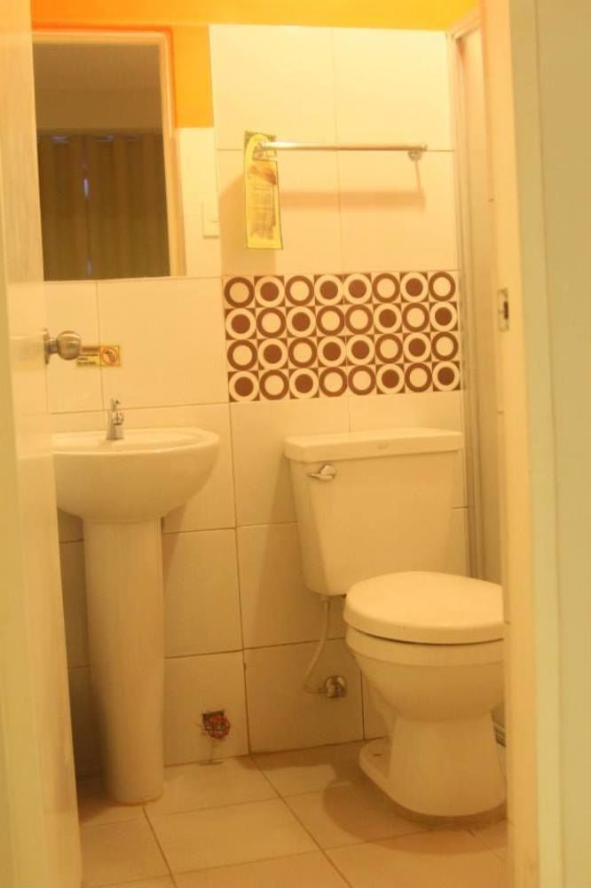 Negrense Suites Bacolod Extérieur photo